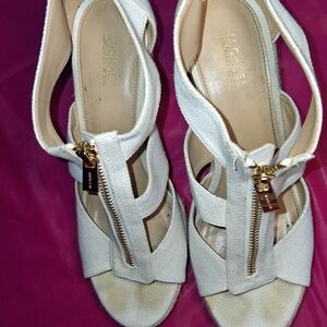 Michael Kors Cream Platform Sandals with Gold Zipper